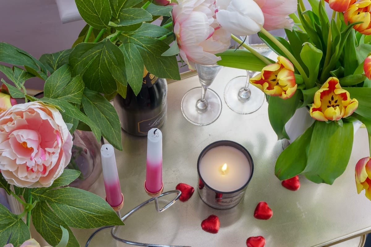 For an alternative Valentine's day, plan a romantic date night.