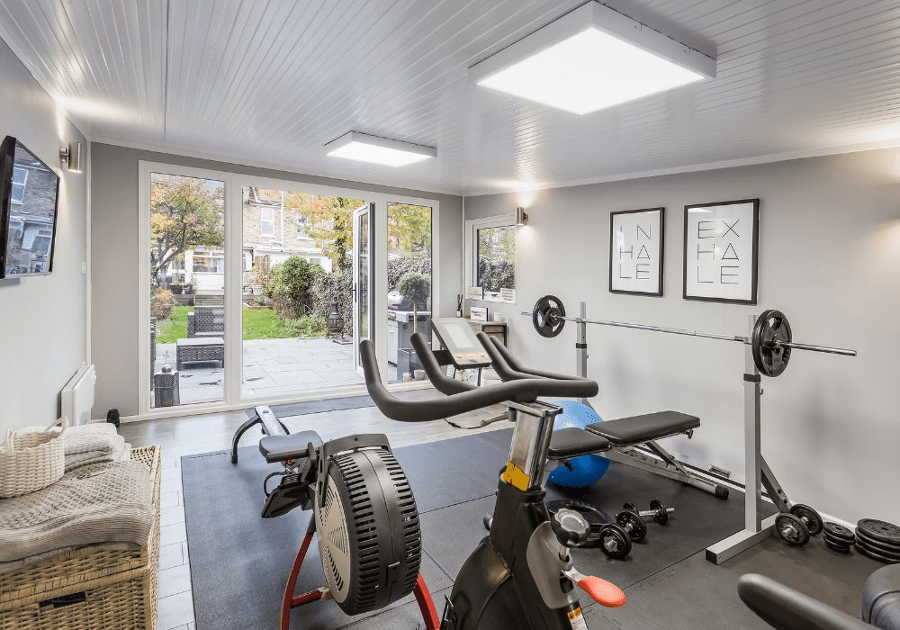 A home gym indicative of the interior design trends 2022