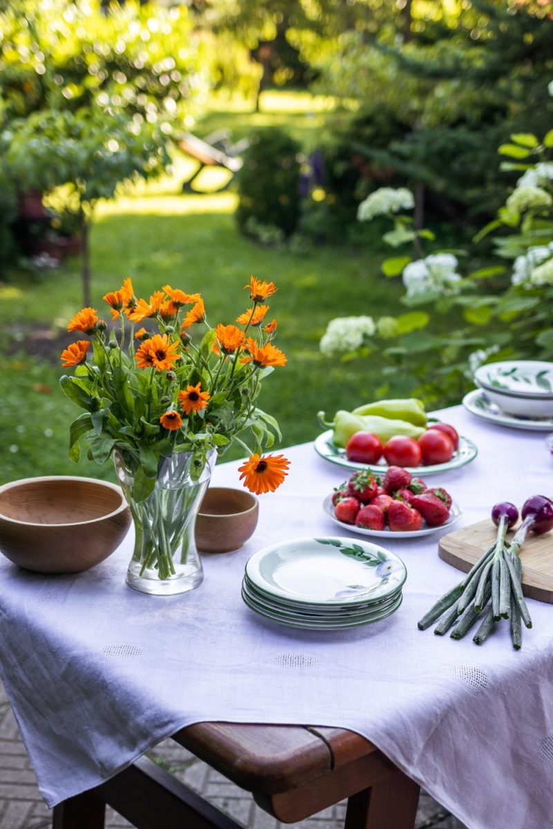 How to Plan the Perfect Summer Garden Party at Home - Love Chic Living