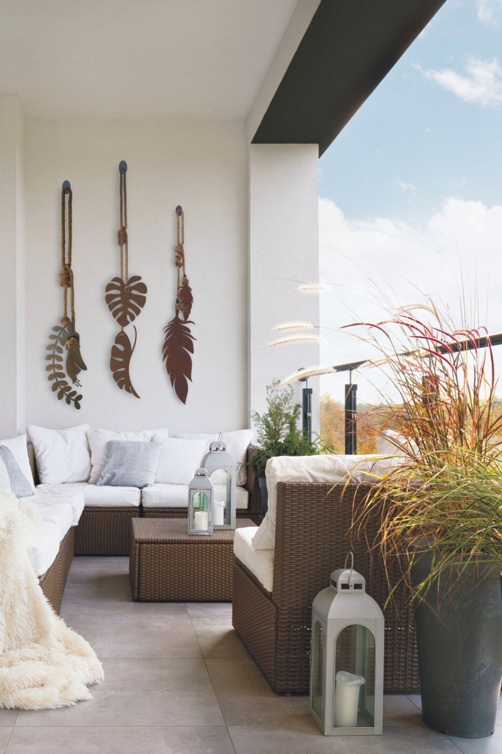 Roof Access Doors: Convenient Access to Rooftop Areas—Learn More!  