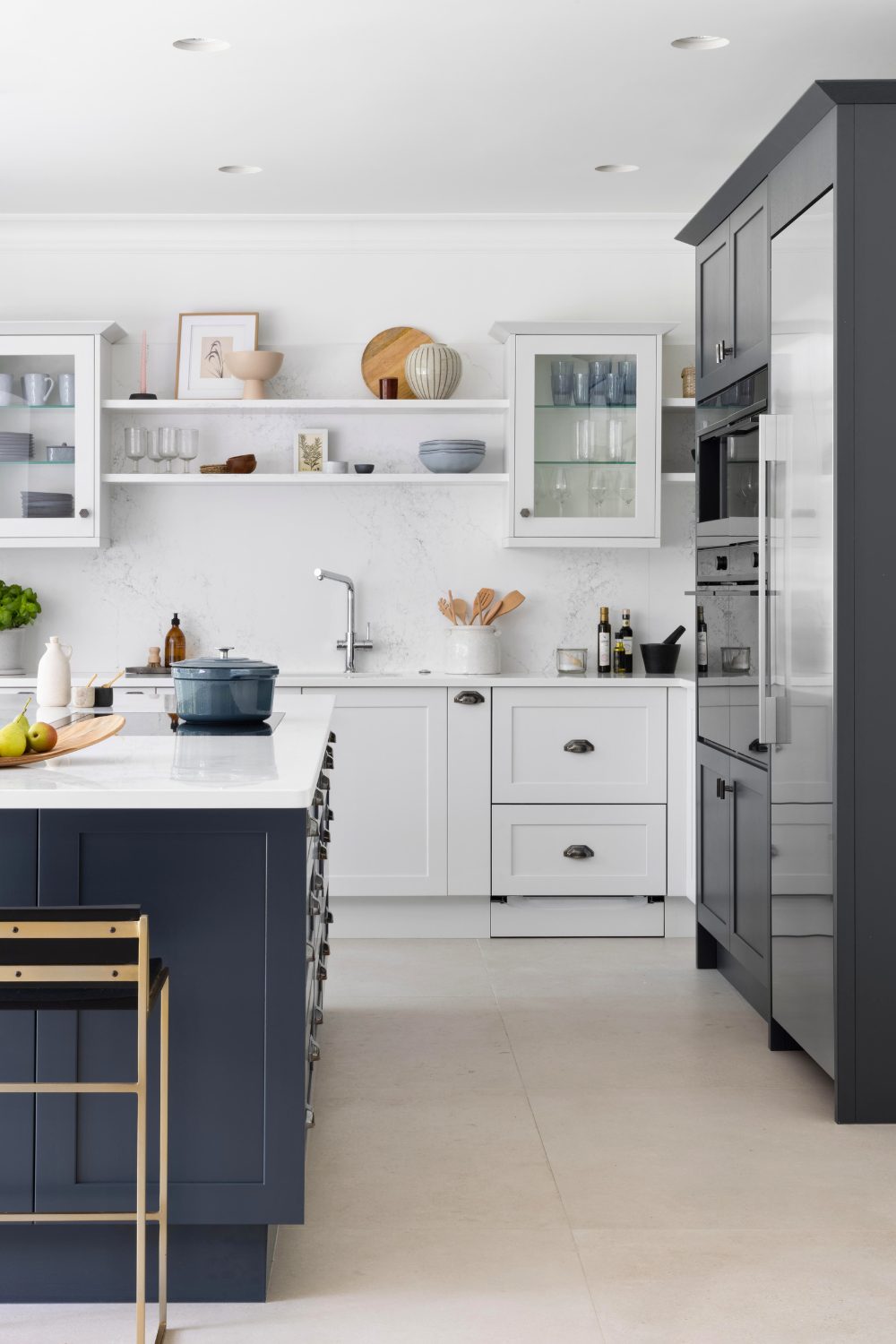 The Importance of Hiring Professional Plumbers for a Leaking Fridge