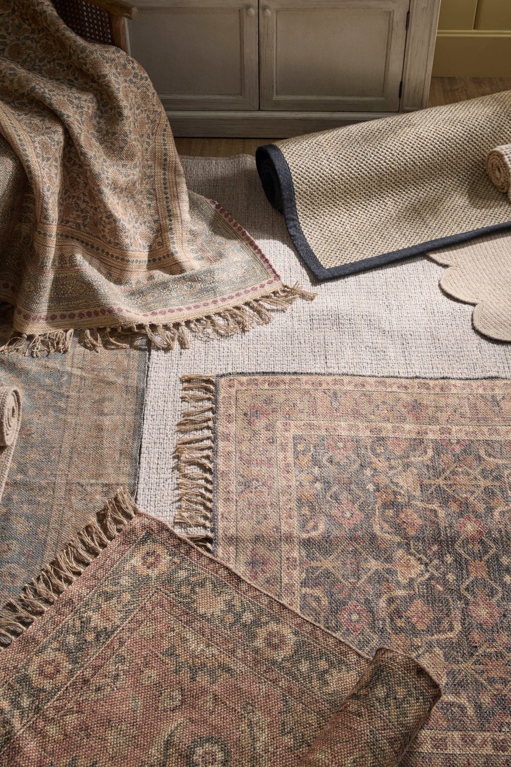 Draped Rug Images 10 Interior Tricks That Will Make Your New Home Feel More Sophisticated ...