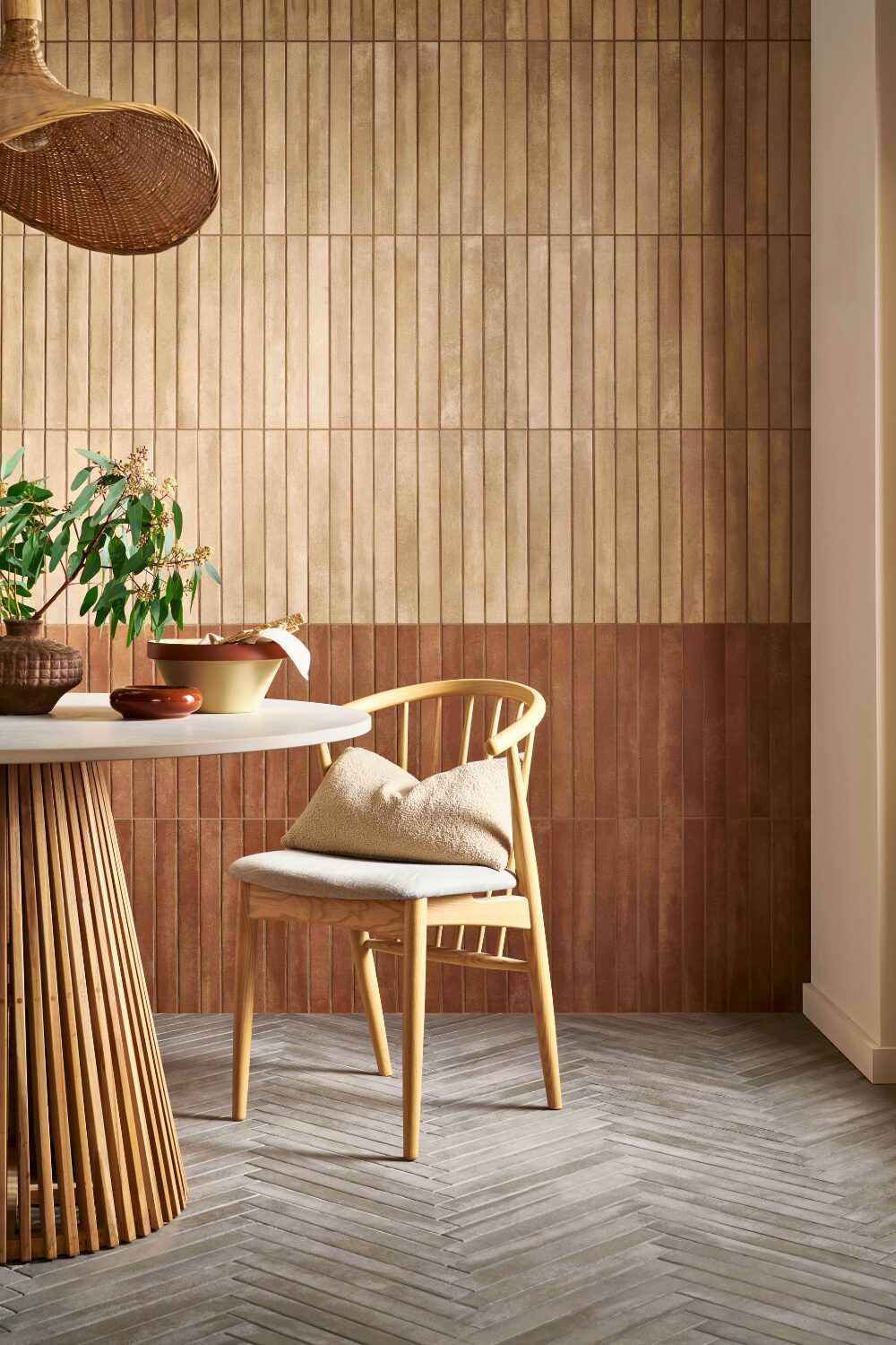 Modern Home Living: Interior Design, Decor Trends, and Stylish Space
