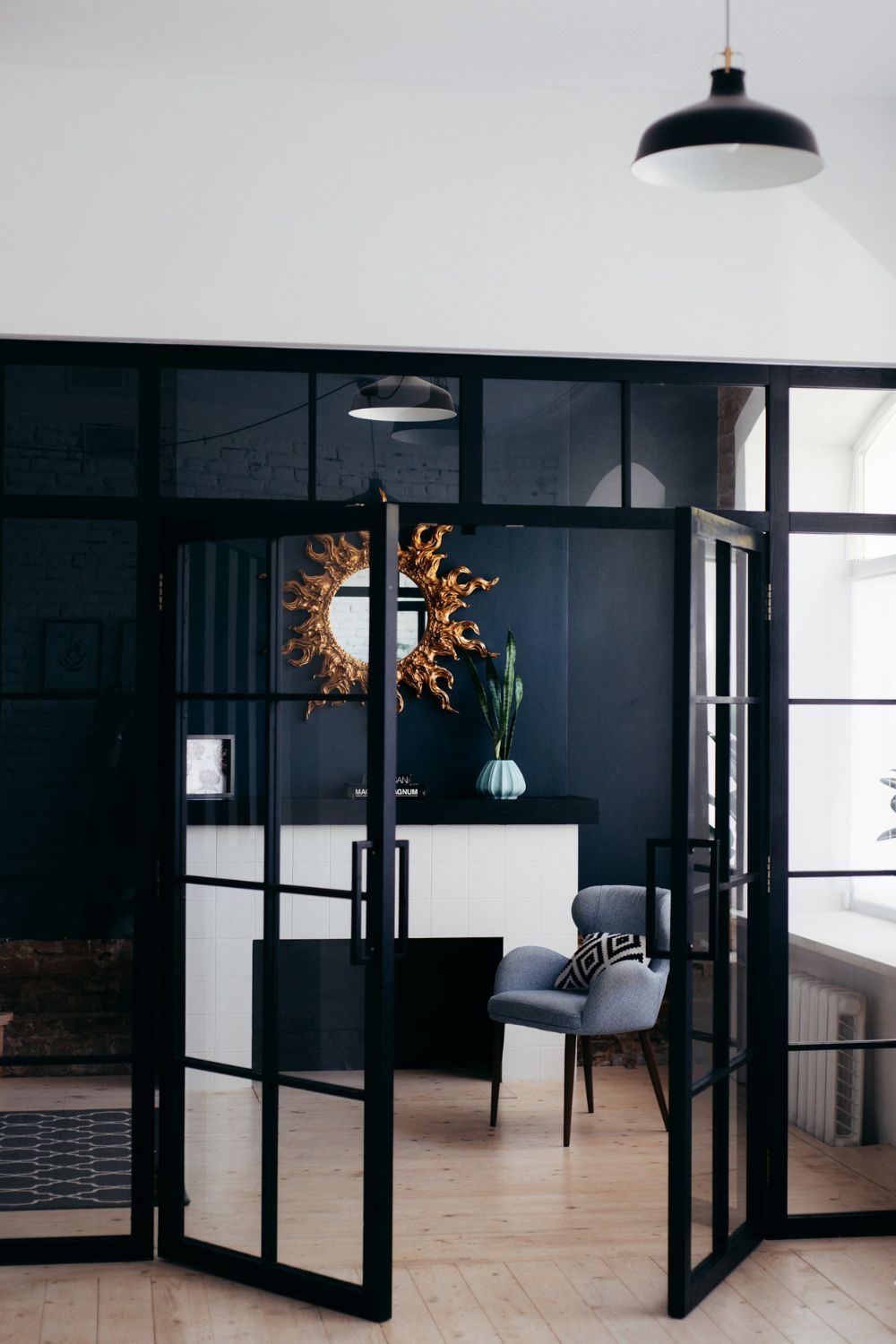 Why Black Door Handles Work in Both Modern and Industrial Spaces