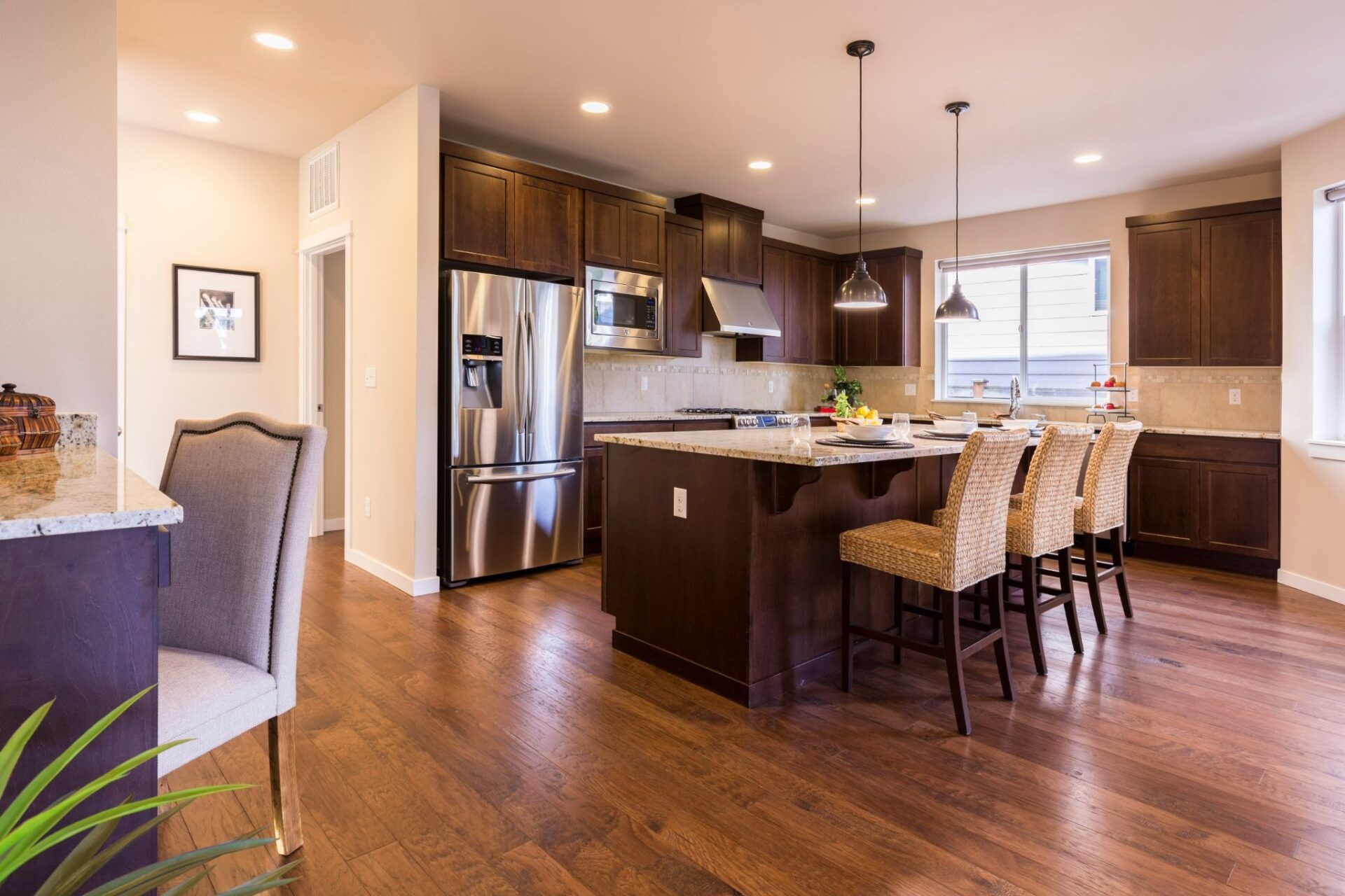 What to Look for When Choosing Natural Wood Flooring