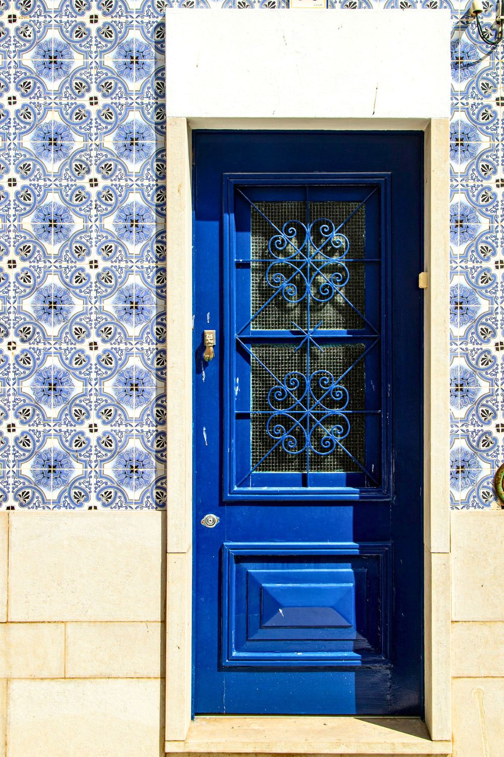 Tile, Cork, Lime and Clay: The Portuguese Materials Finding Their Way Into British Homes