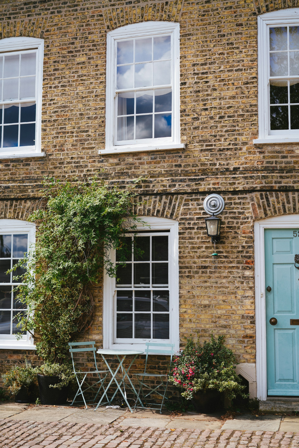 Why Condensation Forms on Double Glazed Windows and What It Tells You